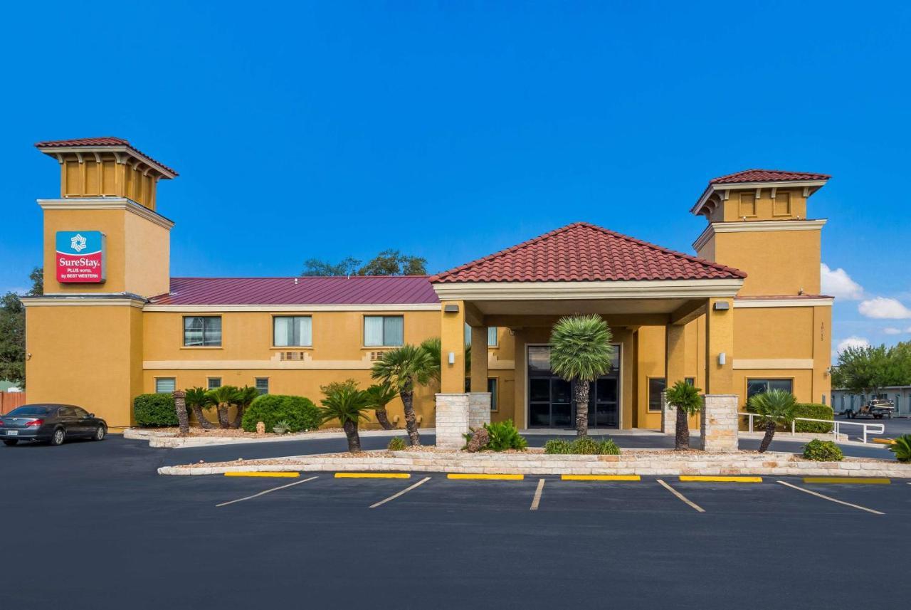 Surestay Plus Hotel By Best Western San Antonio North Екстер'єр фото