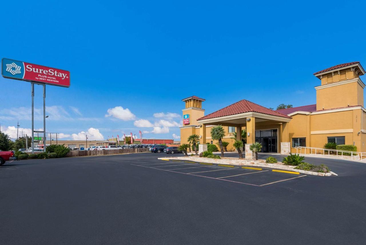 Surestay Plus Hotel By Best Western San Antonio North Екстер'єр фото