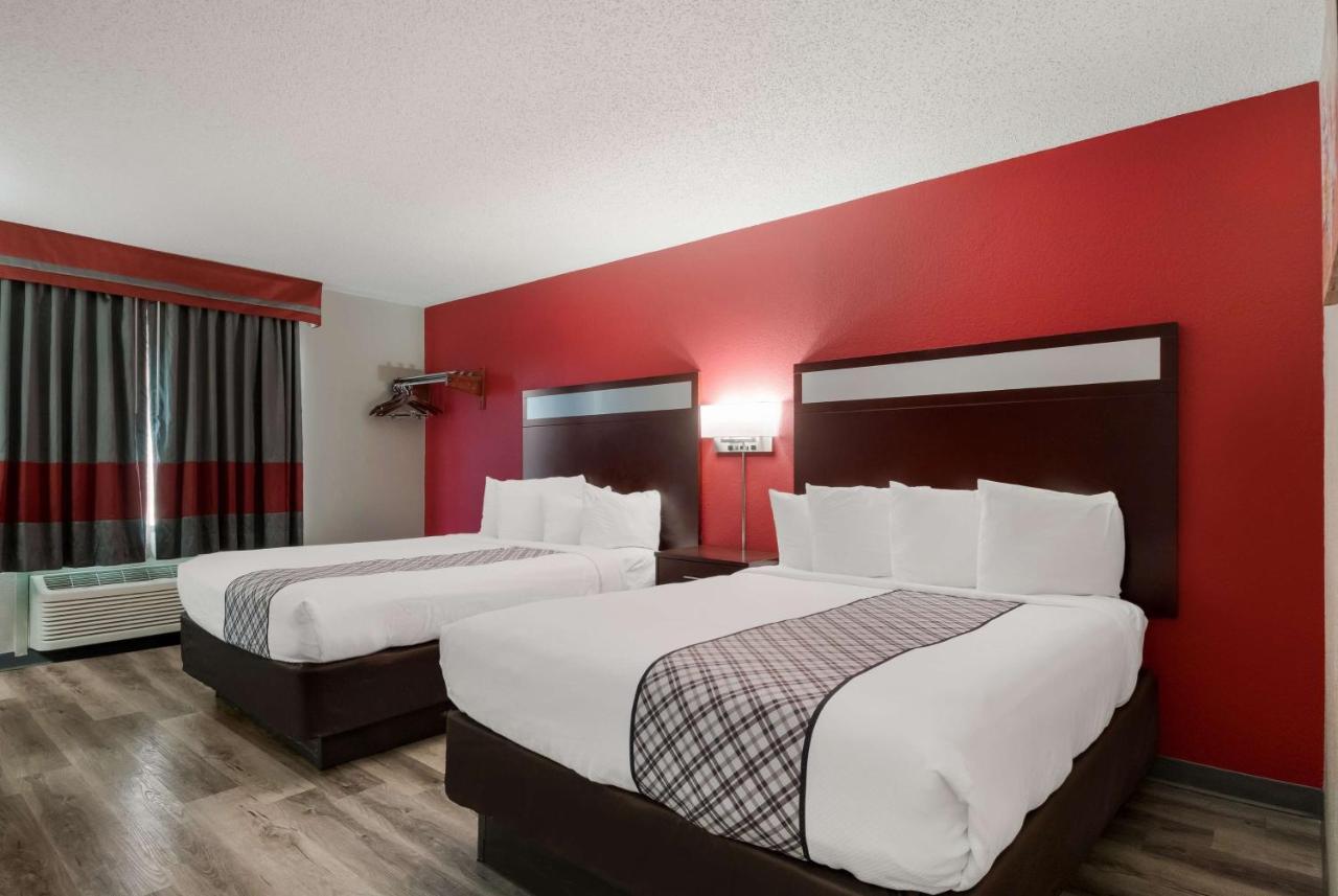 Surestay Plus Hotel By Best Western San Antonio North Екстер'єр фото
