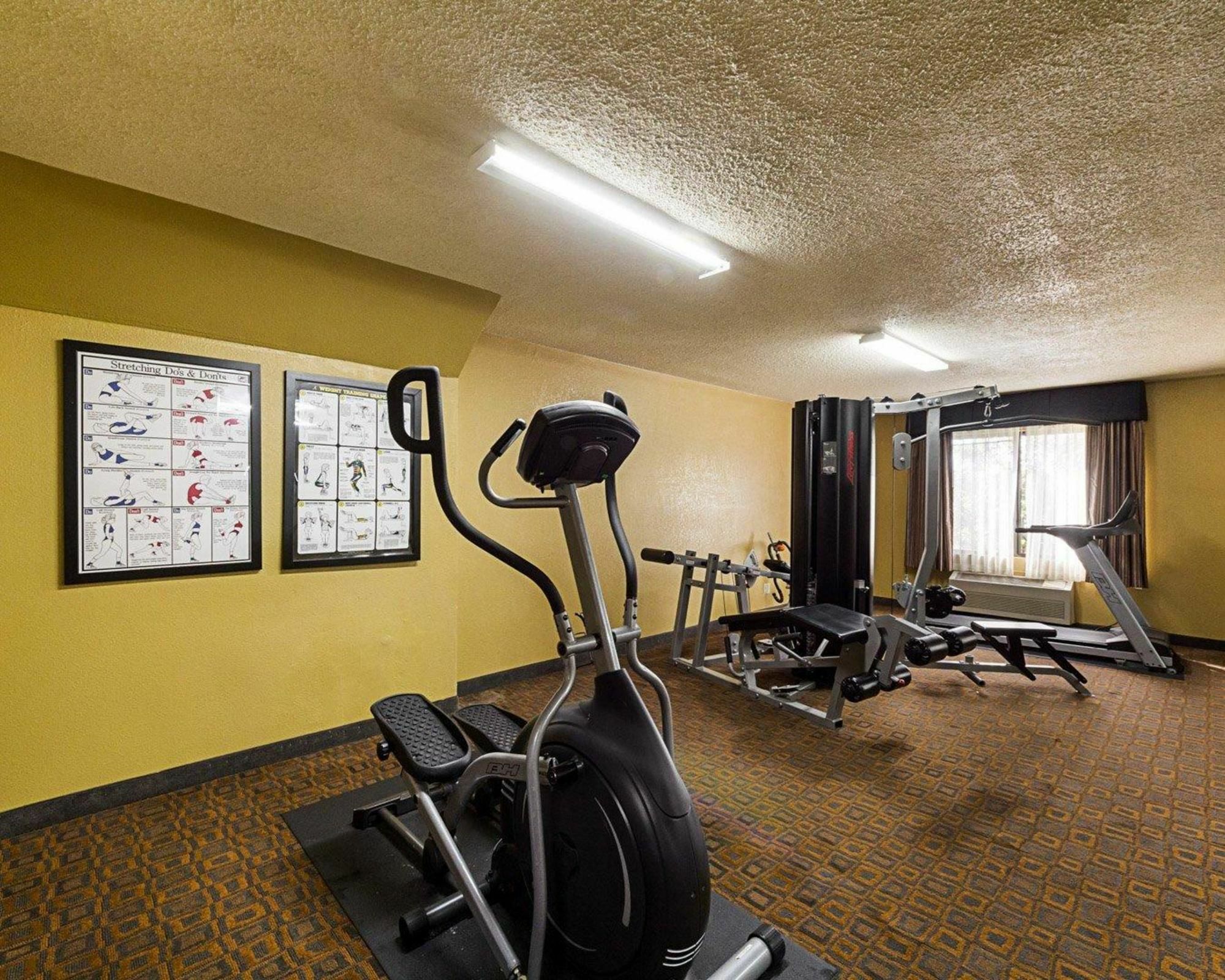 Surestay Plus Hotel By Best Western San Antonio North Екстер'єр фото
